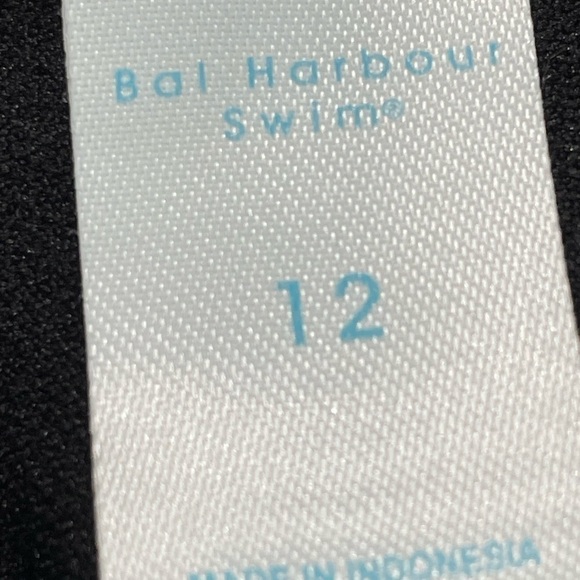 Bal Harbour women’s one piece floral multi color tiered swimsuit size 12 - Picture 5 of 5